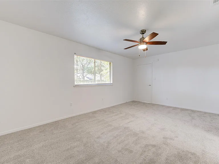 22323 Indian Ridge Dr — Photo 7