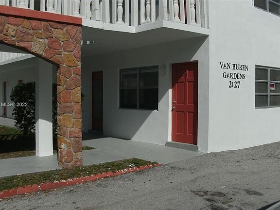 2nd image of 2127 Van Buren St APT 205