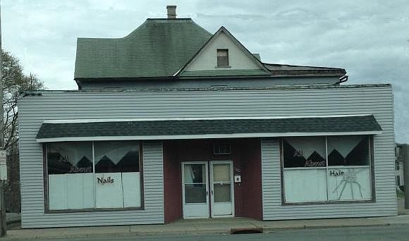 1st image of 1100 North St