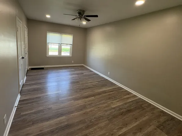 705 S Hoosier Ave #701, Evansville, IN 47715