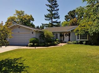 606 Stardust Ln, Los Altos, CA 94024