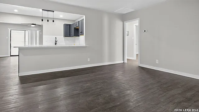 4 bed, 1645 sqft, $1,725 — Photo 3