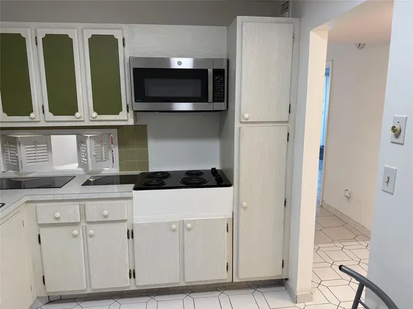 1849 S Ocean Dr, Hallandale Beach, FL