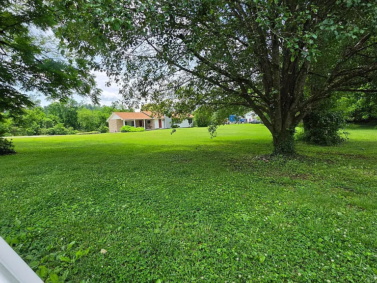 1689 Post Oak Valley Rd — Photo 2