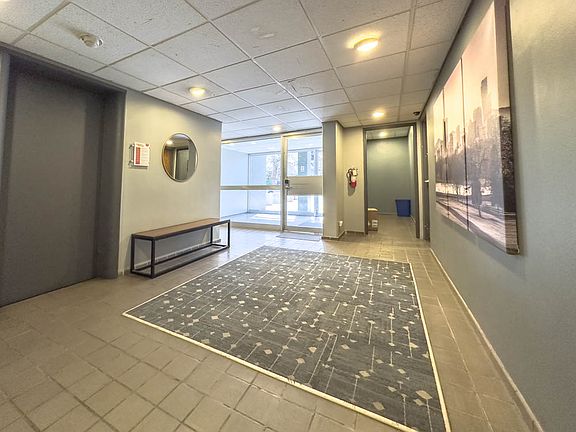 2nd image of 1050 N Corona St APT 111
