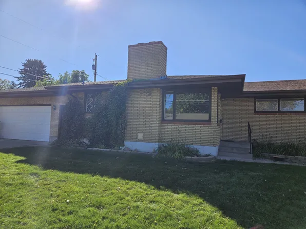 402 46th St S, Great Falls, MT 59405