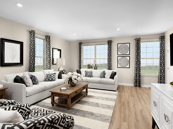 Mendelssohn 2-Car Garage