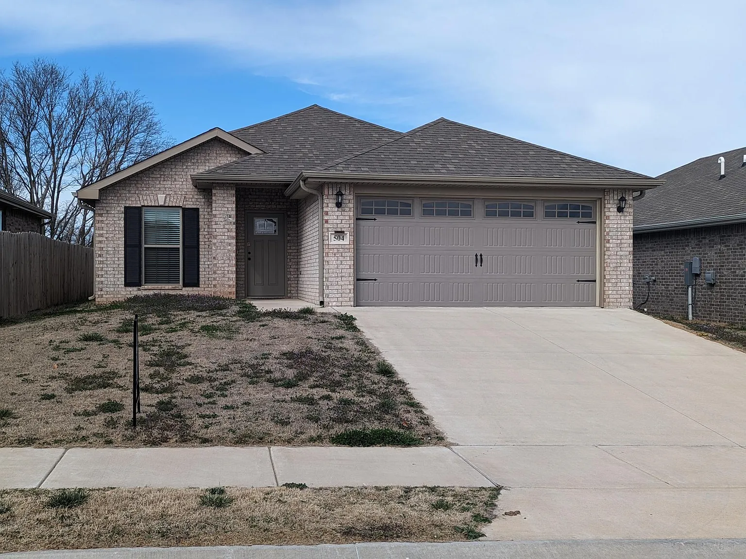 3 bed, 1594 sqft, $1,650 — Photo 1