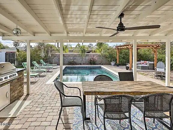 3rd image of 7625 E CATALINA Drive