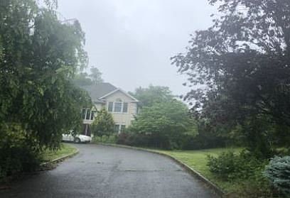 1st image of 2 Haviland Dr