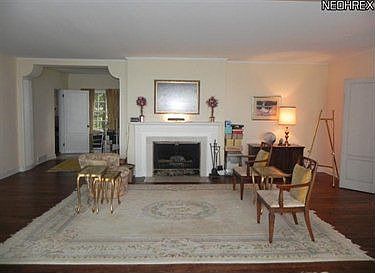 3rd image of 21508 Avalon Dr
