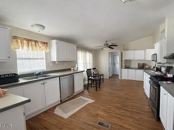 5th image of 4562 Park Dr