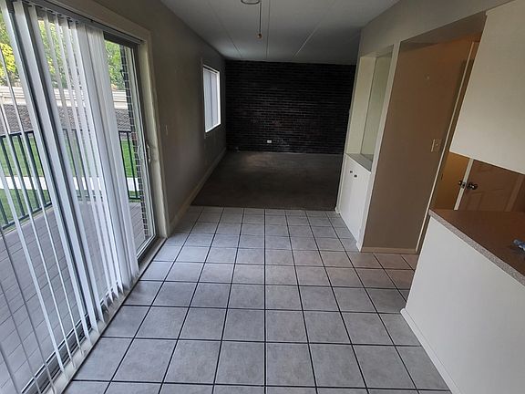 5th image of 4411 S 27th St #C06