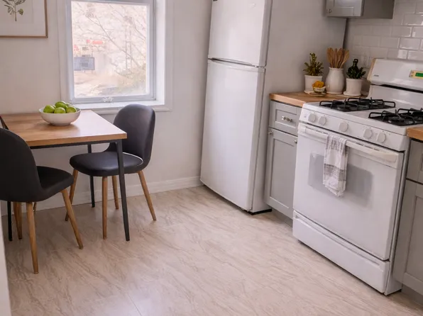 90-18 77th St, Jamaica, NY 11421