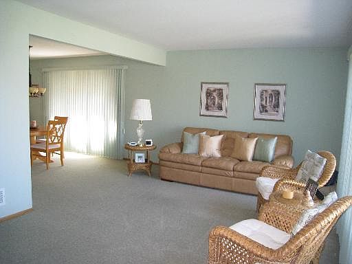 2nd image of 10741 Georgia Ln