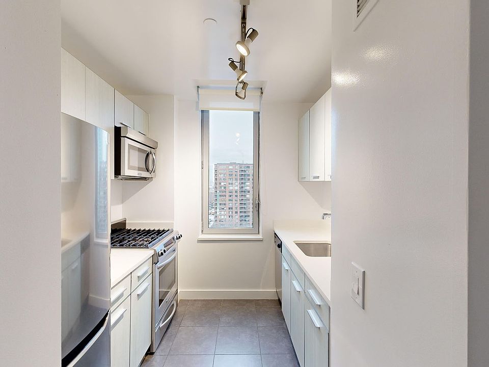 1st image of 801 Amsterdam Ave APT 9H