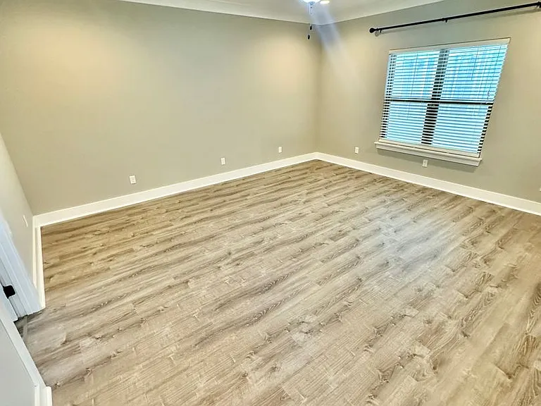 1180 French Quarter Way — Photo 27