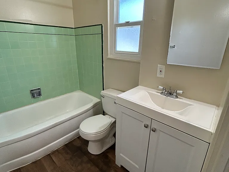 1362 Ulfinian Way #1362 — Photo 9