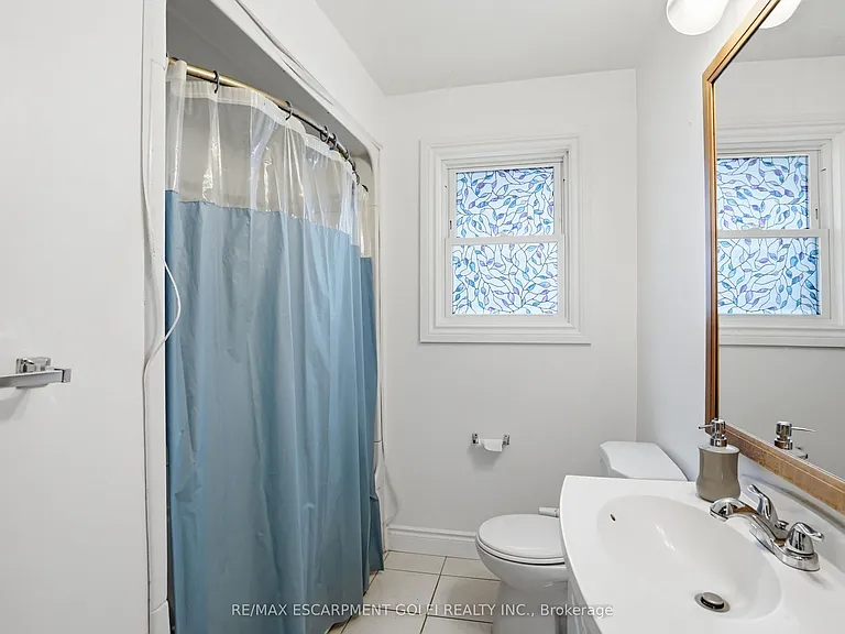 1318 Fisher Ave — Photo 7