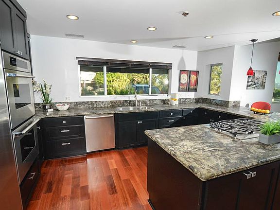 4th image of 307 Elfwood Dr