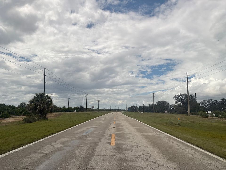 2nd image of 2751 Snyder Rd