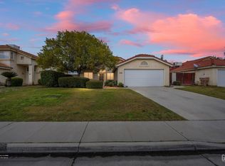 8708 Fox Run Dr, Bakersfield, CA 93312