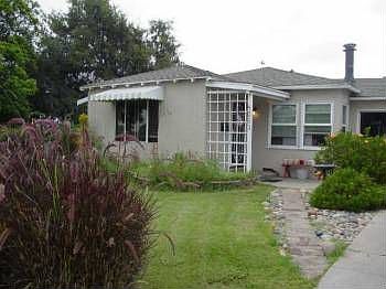 2nd image of 4063 Marian St