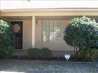 2nd image of 4512 Knotty Oaks Dr
