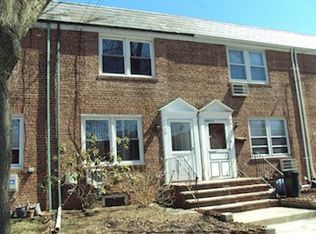 615 159th St, Beechhurst, NY 11357