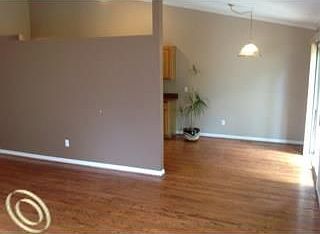 4th image of 1071 Old Leake Ct #1