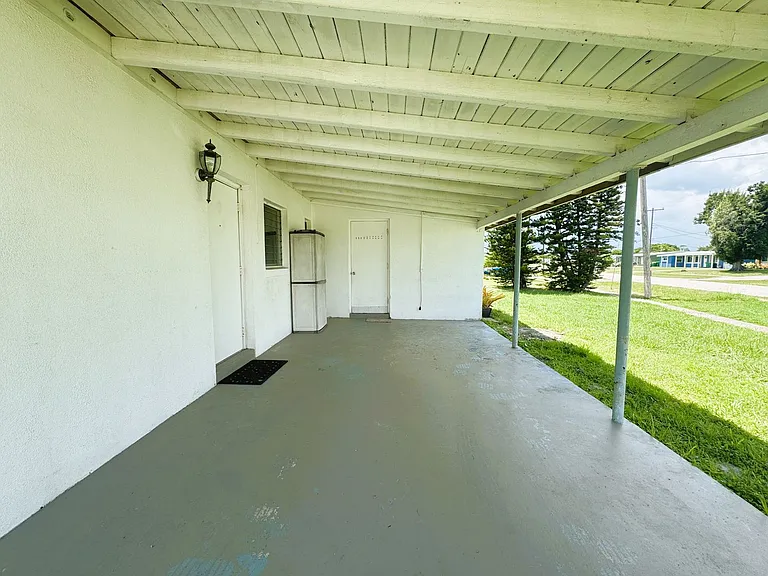 4380 Conway Blvd — Photo 3