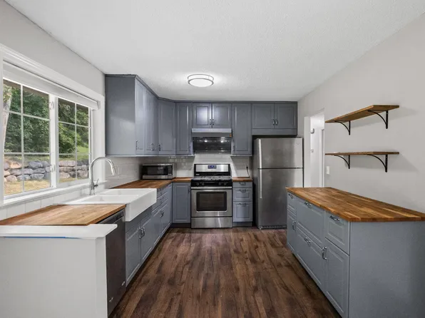 10340 Decatur Ave S, Bloomington, MN 55438