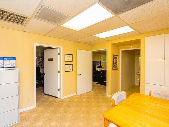 5th image of 126 East St