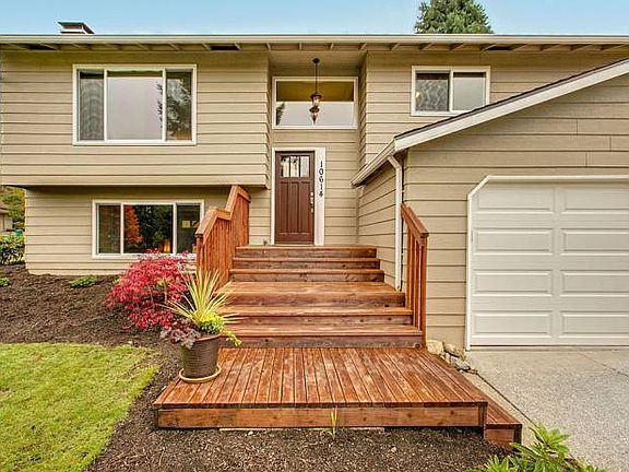 2nd image of 10614 166th Pl NE