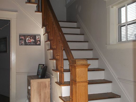 2nd image of 707 Leland Ave
