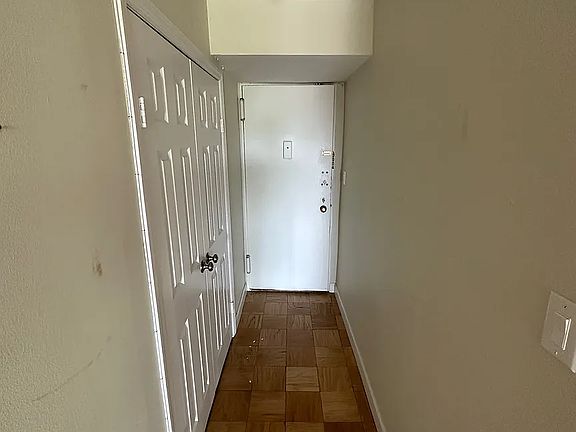 5th image of 61-20 Grand Central Pkwy APT C700
