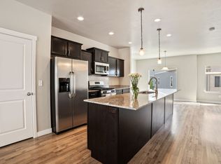 14776 S Rising Star Way, Bluffdale, UT 84065