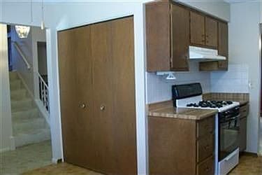 5th image of 23817 Curtis Dr