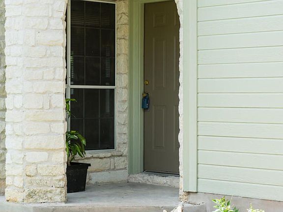 Inviting Arched Entry