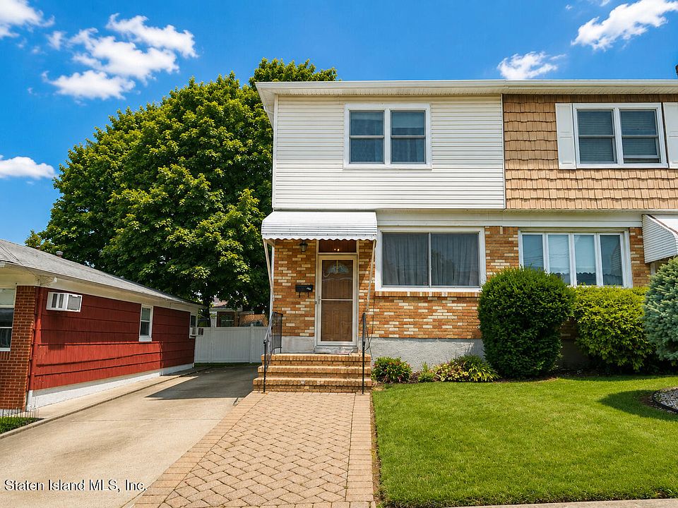 1st image of 251 Wellbrook Ave