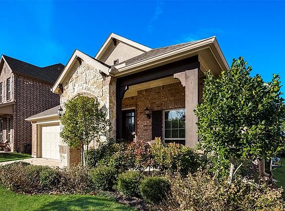 4th image of 4309 Old Grove Way