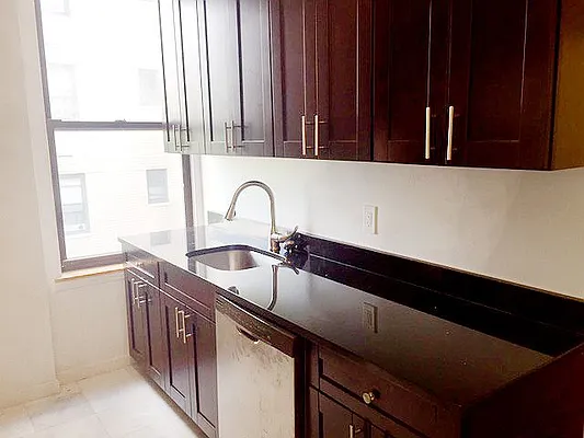 Rented by AJ Clarke | media 10