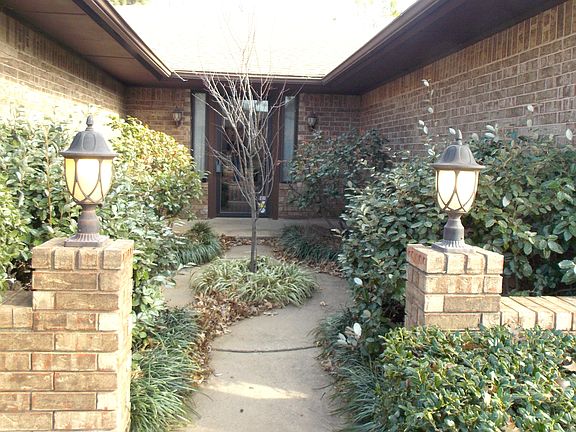 3rd image of 9500 S McKinley Ave