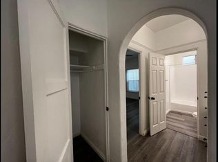 132 S Reeves Dr #4, Beverly Hills, CA 90212