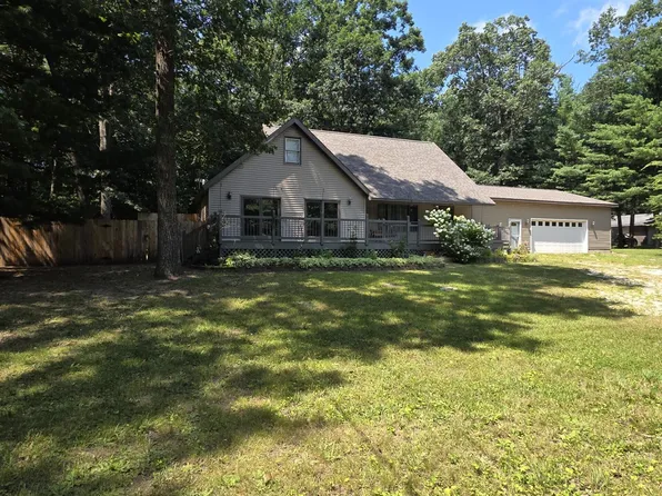 105 N Mike St, Fountain, MI 49410