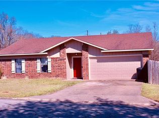 3 S 39th St, Van Buren, AR 72956