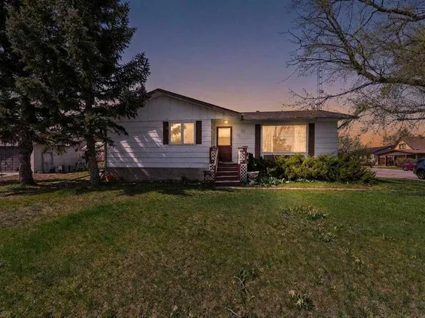 5037 NW 54th St, Daysland, AB T0B 1A0