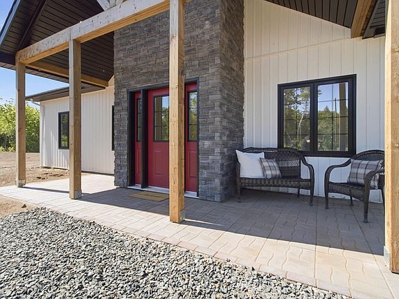 3rd image of 9 Christison Ln