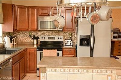 2nd image of 5220 Taylor Ct