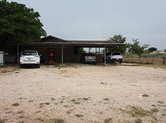 5th image of 2810 W County Road 140